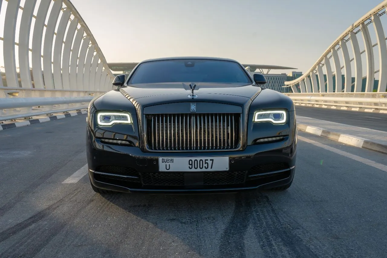 صورة 2 - رولز رويس رايث بلاك بادج