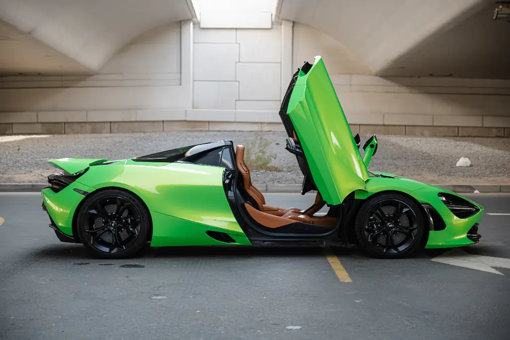 Image 4 - ماكلارين 720S سبايدر