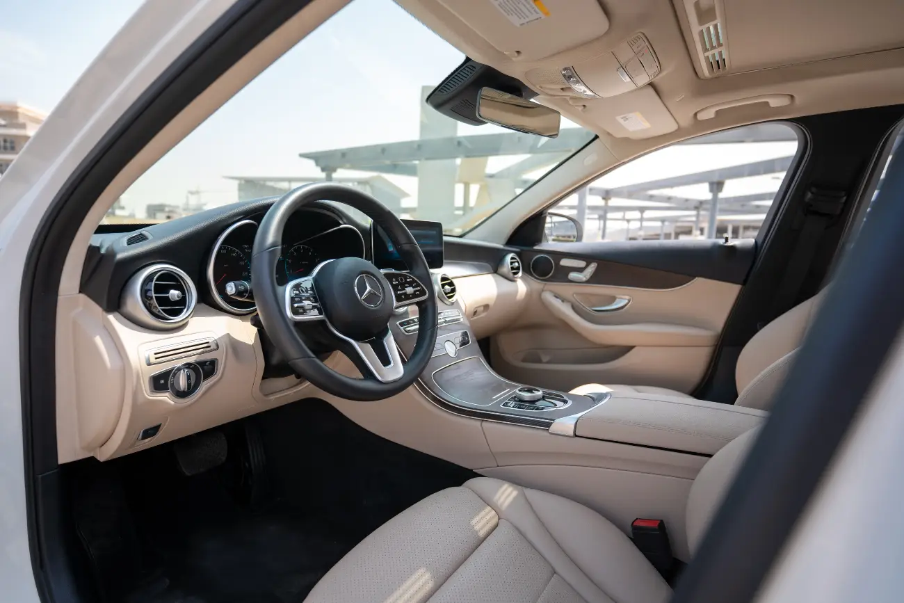 صورة 7 - مرسيدس C300