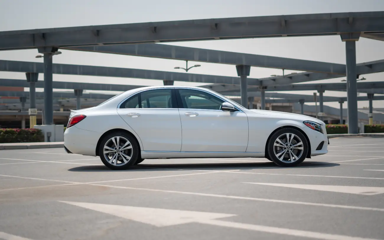 صورة 3 - مرسيدس C300