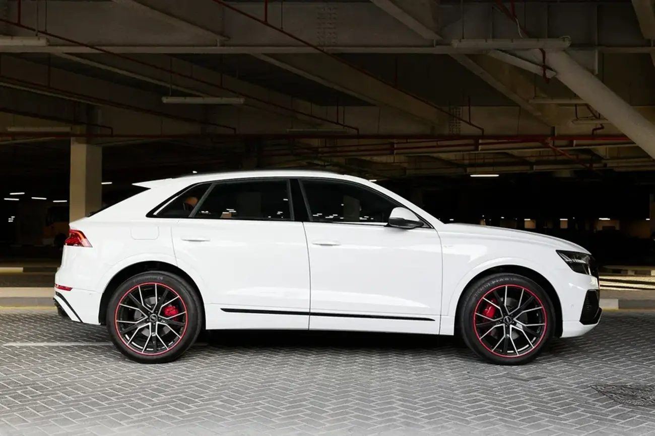 صورة 3 - أودي Q8