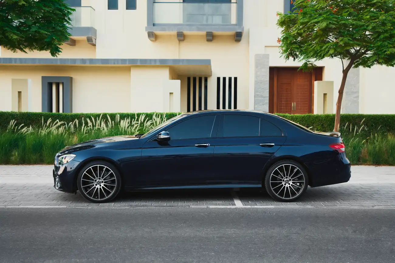 صورة 3 - مرسيدس بنز E300